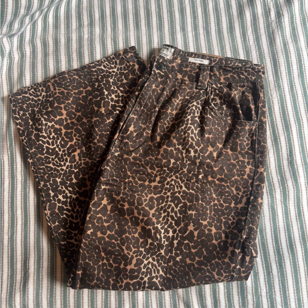 Cotton On Leopard Print Super Baggy Jeans size 36, but fit a US 16